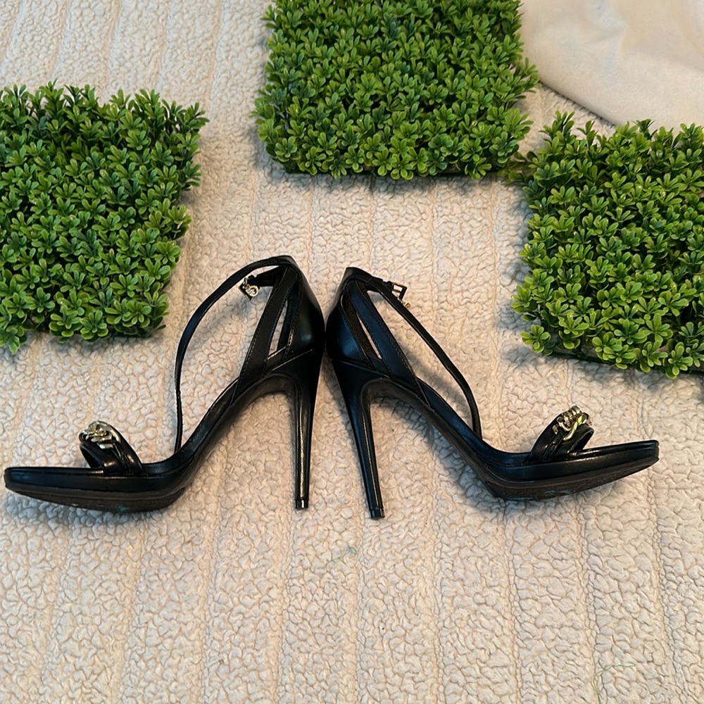 Black high shoes, casual and  comfortable